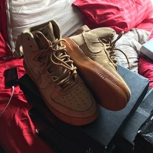 Wheat Air Force 1’s Sz.5y